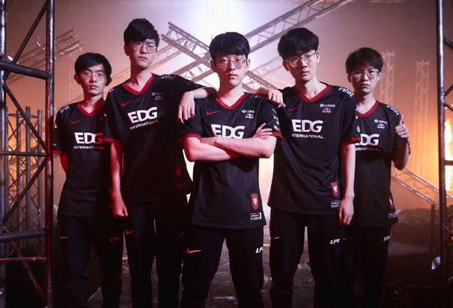 克亚尔 克亚尔
